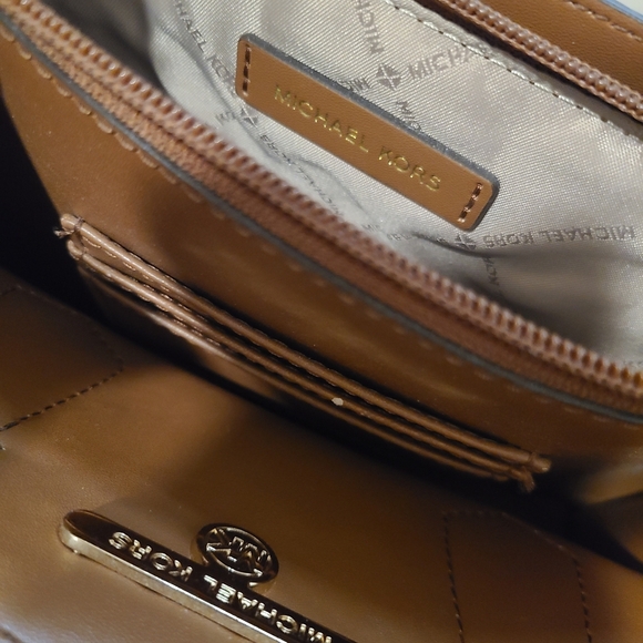 Michael Kors Brown and Cream Signature Satchel - Picture 10 of 15